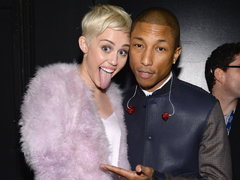 miley-cyrus-frisur-zunge-1911796.jpg