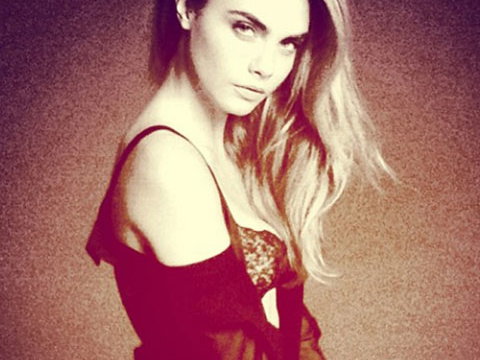 cara-delevingne-instagram-480x654-1890771.jpg