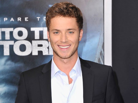 jeremy-sumpter-2080283.jpg