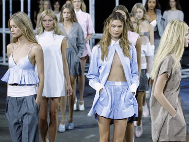 alexander-wang-fashion-show-1855472.jpg