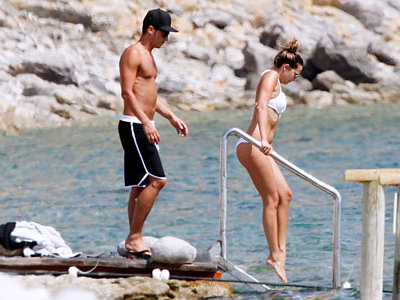 mandy-und-mesut-auf-ibiza-480x300-1853508.jpg