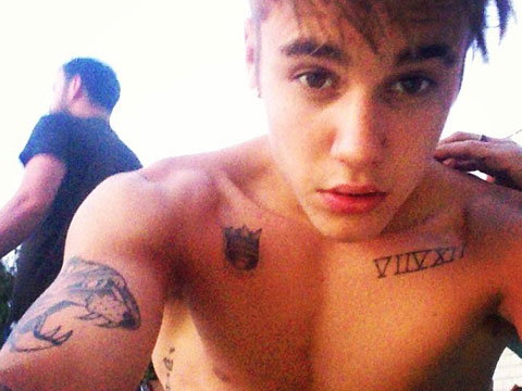 justin-bieber-selfie-instagram-1838014.jpg
