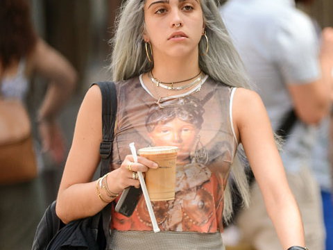 lourdes-granny-hair-septum-spl-480-2061405.jpg
