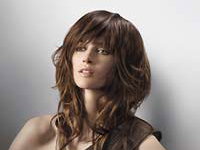frisurentrend-pony-1396724.jpg