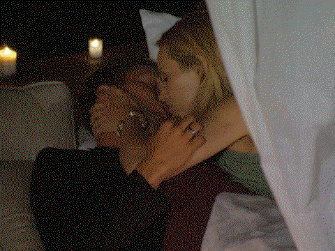 100197998-anna-marvin-480x360-1531410.gif