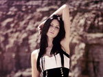tahnee-von-gntm-2011-150x300-bild-1-1099509.jpg