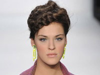 frisuren-zum-nachstylen-direkt-von-der-fashion-week-200x200-bild-6-1100551.jpg