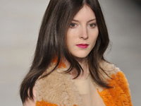 frisuren-zum-nachstylen-direkt-von-der-fashion-week-200x200-bild-7-1100551.jpg