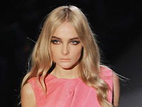 pretty-in-pink-bei-gucci-bild-getty-images-200x366-10018.jpg