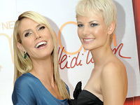 heidi-klum-und-die-siegerin-jennifer-hof-bild-colourpress-200x300-93871.jpg