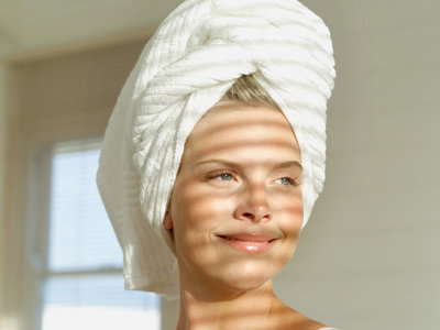 Richtige Haarpflege im Sommer
