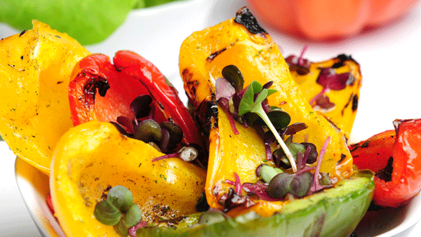 Gegrillter, vegetarischer Body Change Paprikasalat Rezept