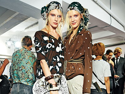 Hippie-Komplett-Look