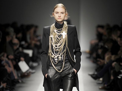 Leder-Look bei Givenchy