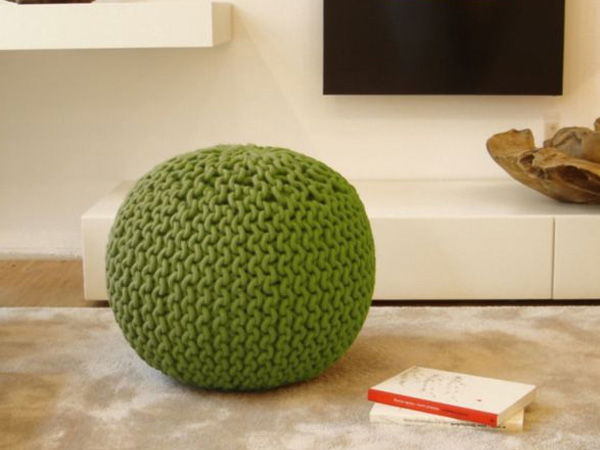 Poufs, Poufs, Poufs