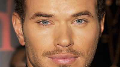 Kellan Lutz, der braungebrannte Vampir