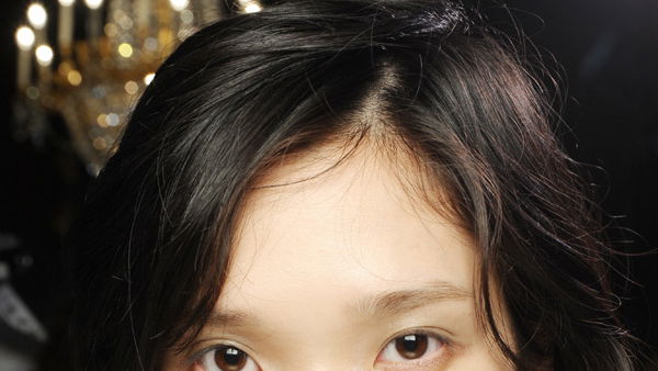 Natürlich schöne, feine Haare