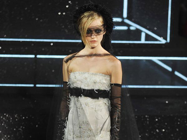 Chanel: Sasha Pivovarova