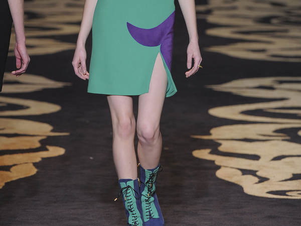 Der Look von Versace