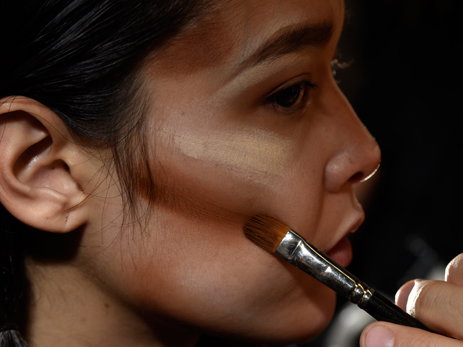 hood-by-air-mac-make-up-2084861.jpg
