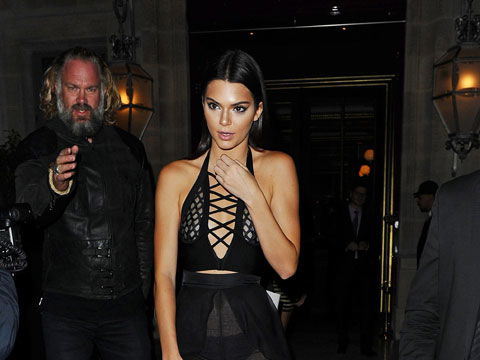 kendall-jenner-in-balmain-spl-480-2088214.jpg