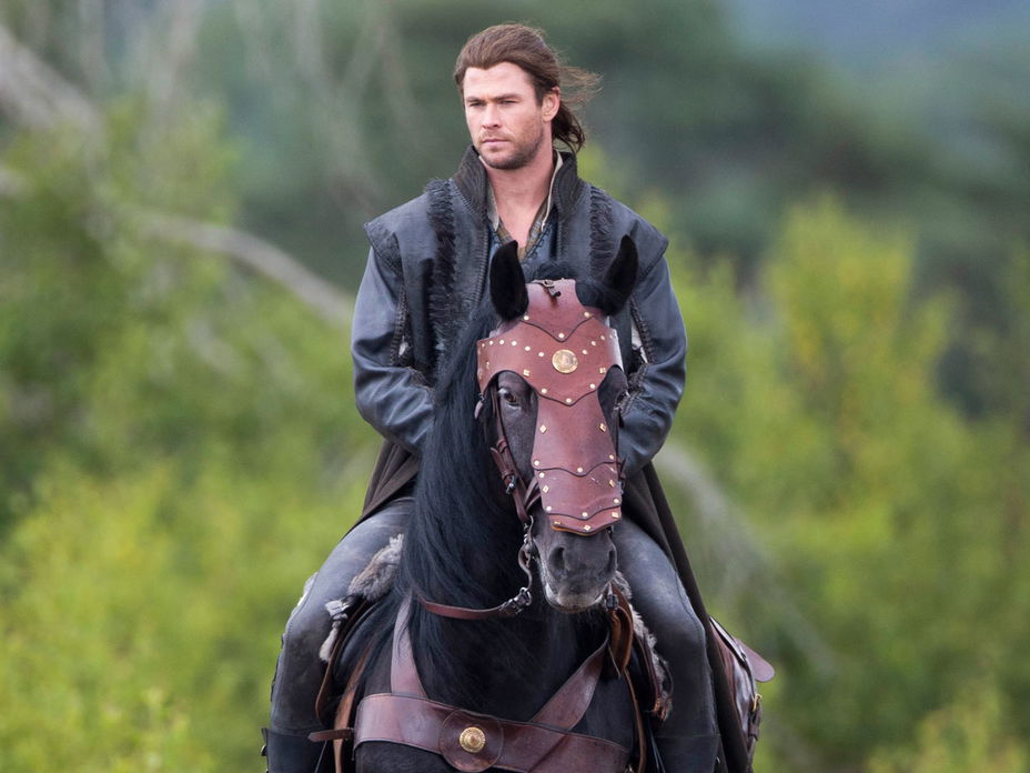 The-Huntsman-Winters-War-Chris-Hemsworth-1200x900