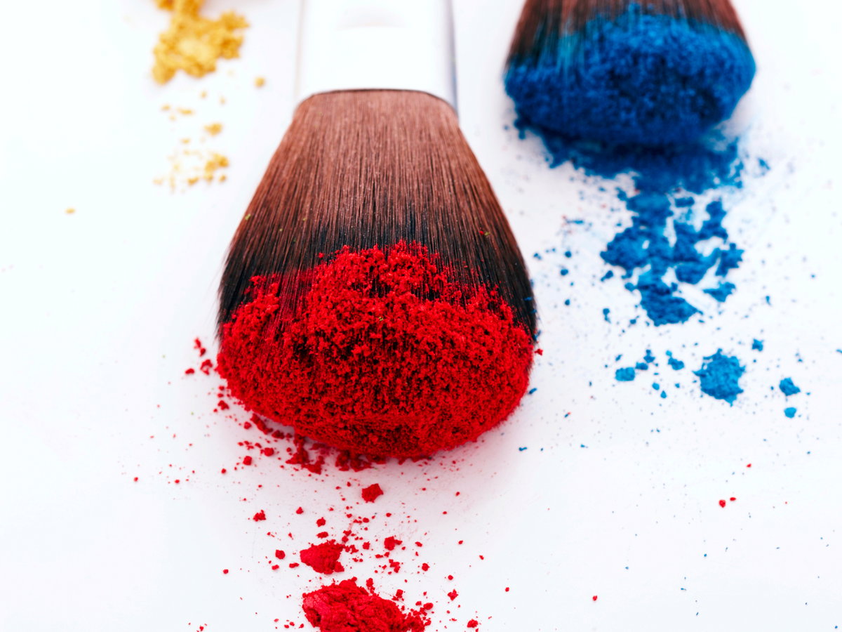 Wie reinige ich meinen Make-up-Pinsel?