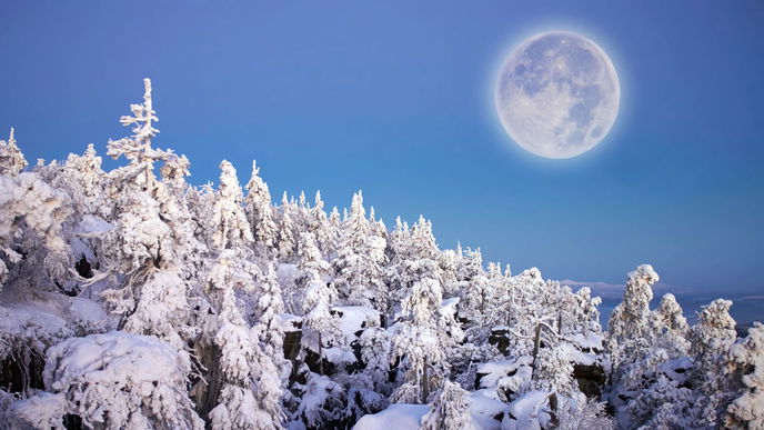 Weihnachtlicher Vollmond
