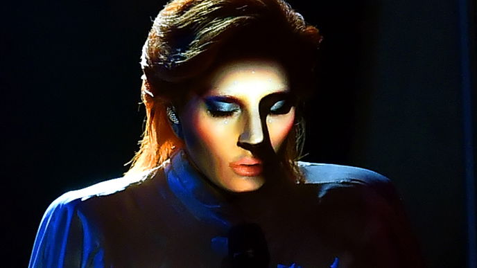 Lady Gagas Bowie-Tribut bei den Grammys - und wie Twitter reagiert