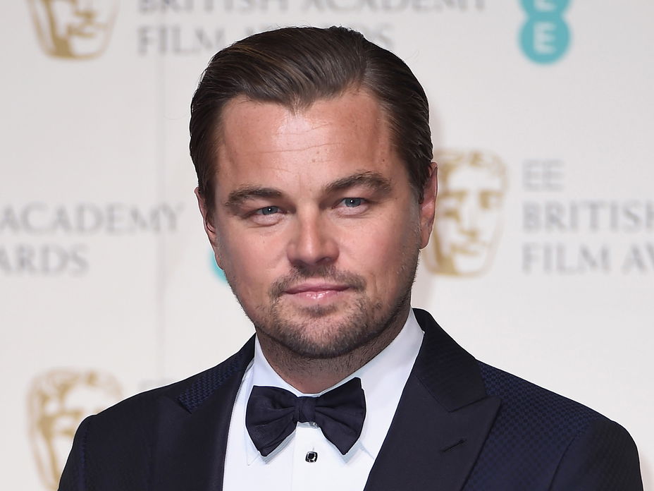 leo neue freundin