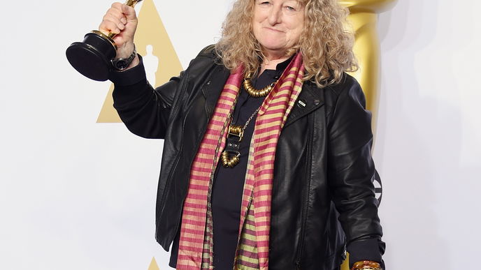 Oscar Aufreger 2016: Warum klatschen diese Männer nicht für Jenny Beavan?