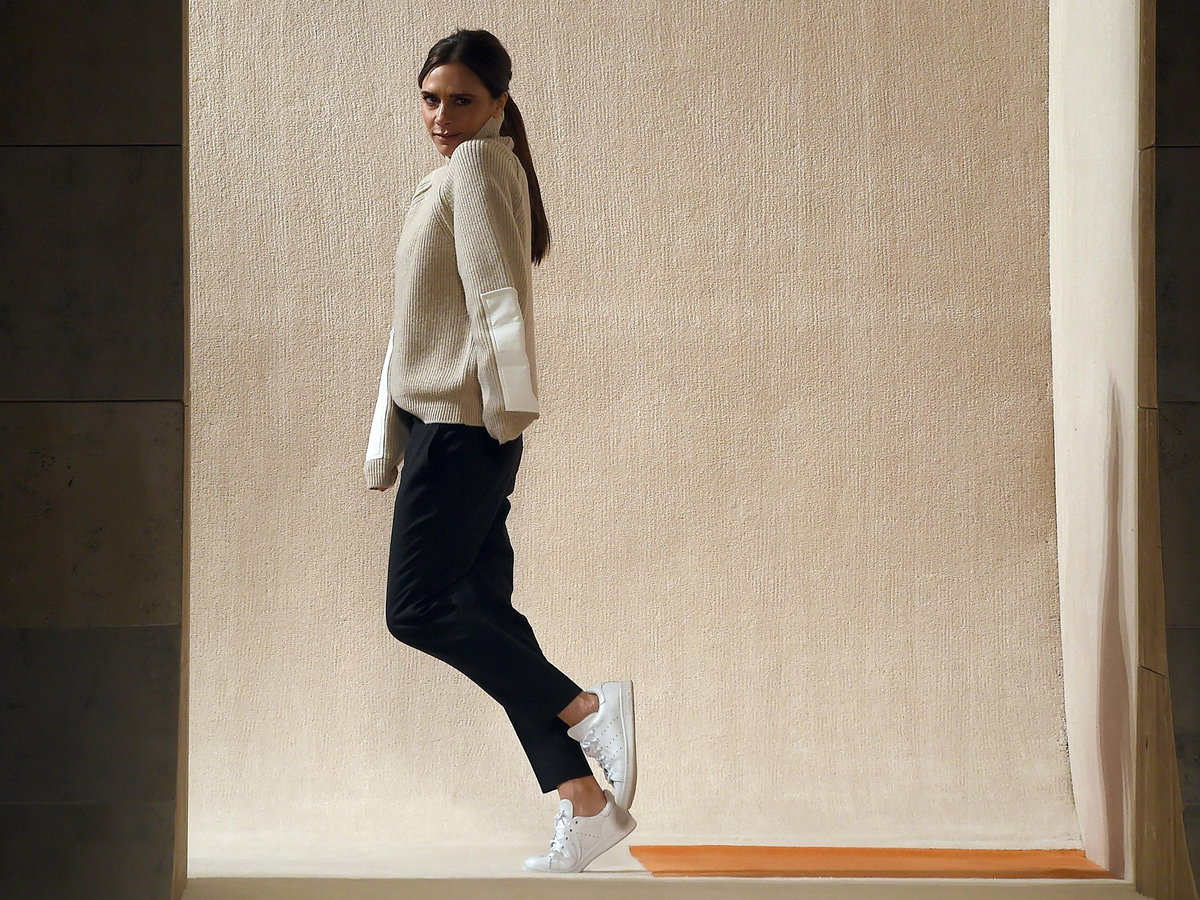 Victoria-Beckham-Sneaker-2000x1500