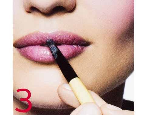 Bobbi-Brown-Lipgloss-Step-3-400x380