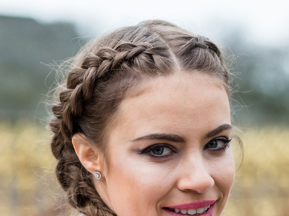 Pastellfarben und Boxer Braids