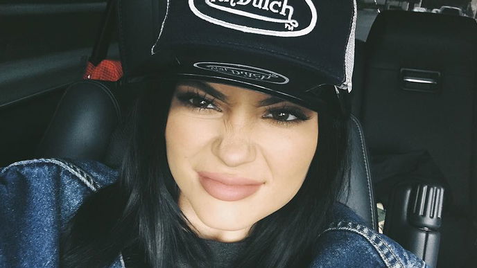 Kylie Jenner bringt diesen grässlichen Trend der 00er Jahre zurück