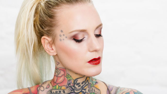 Lexy Hell Make-up Tutorial