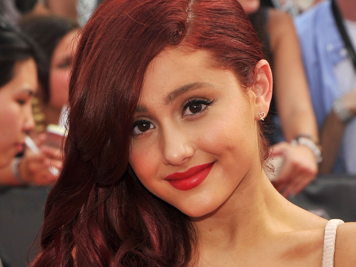Ariana Grande 2011