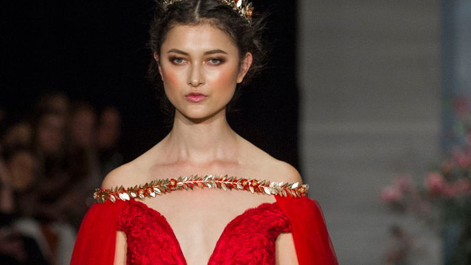 Rotes Brautkleid bricht Rekord