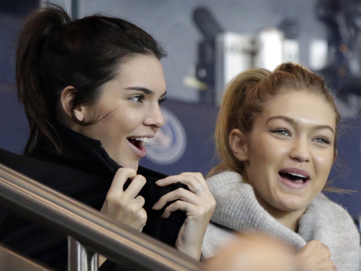 Kendall-und-Gigi-beste-Laune