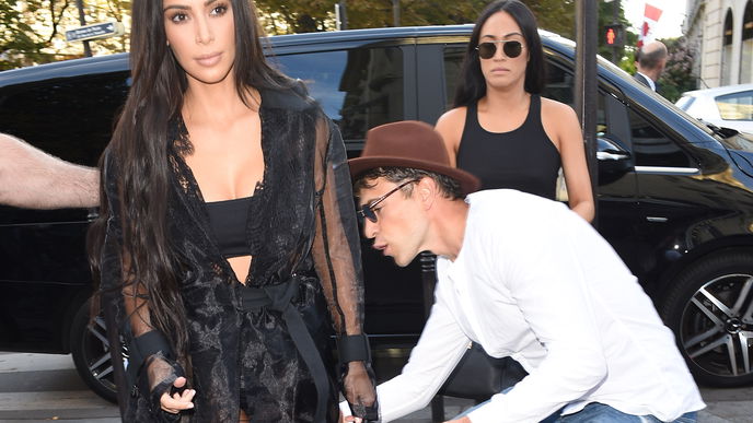 Po-Kuss-Attacke auf Kim Kardashian