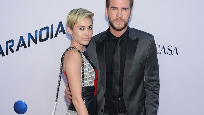 Liam Hemsworth und Familie Cyrus