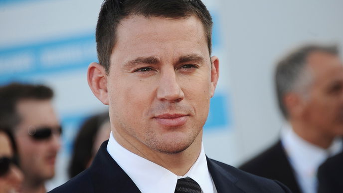 Channing Tatum lernt Klavier spielen