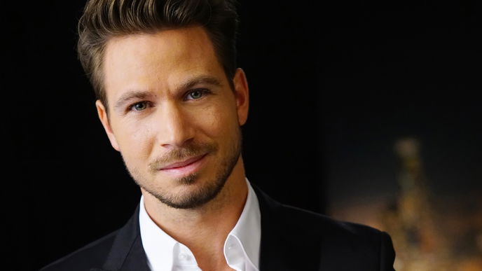 Wer ist der Bachelor 2017?