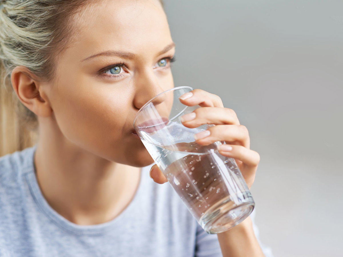 fastenzeit-mit-wasser-tee-1961066.jpg