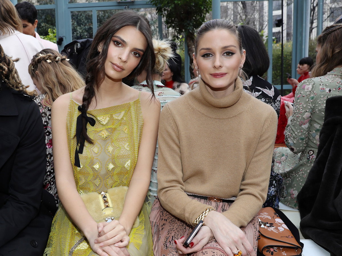 Emily-Ratajkowski-Olivia-Palermo-Front-Row-Valentino