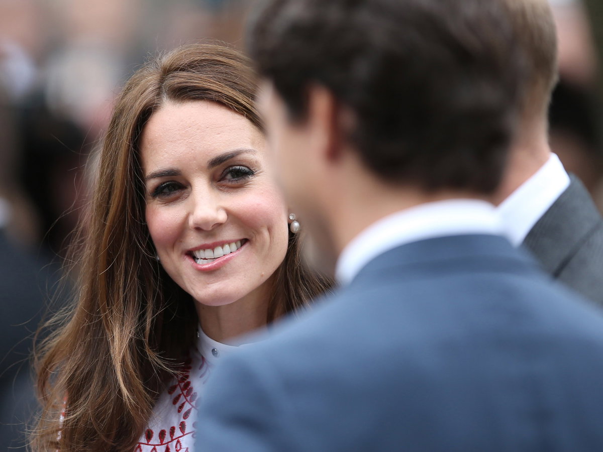 Kate-Middleton-und-Justin-Trudeau-Flirt