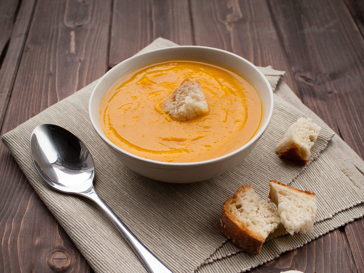 Chia-Kürbissuppe