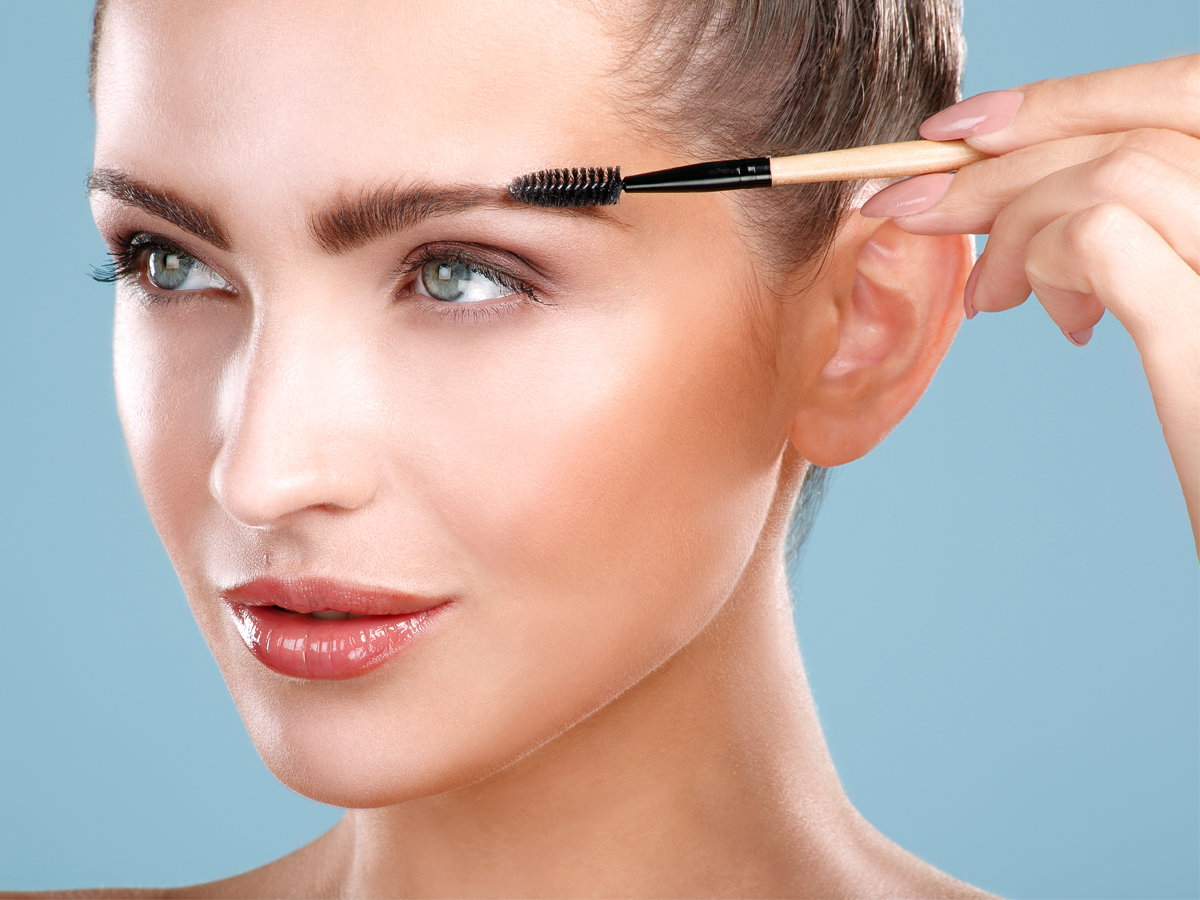 Make-up Trend Feather Brows