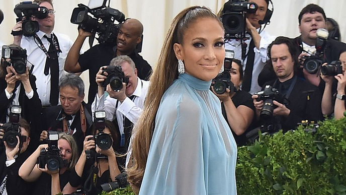 Jennifer Lopez oben ohne: Der Hollywood-Star zeigt sich ungeschminkt! 