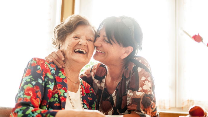 Diese Alzheimer-Patientin erfährt jeden Tag, dass sie Oma wird